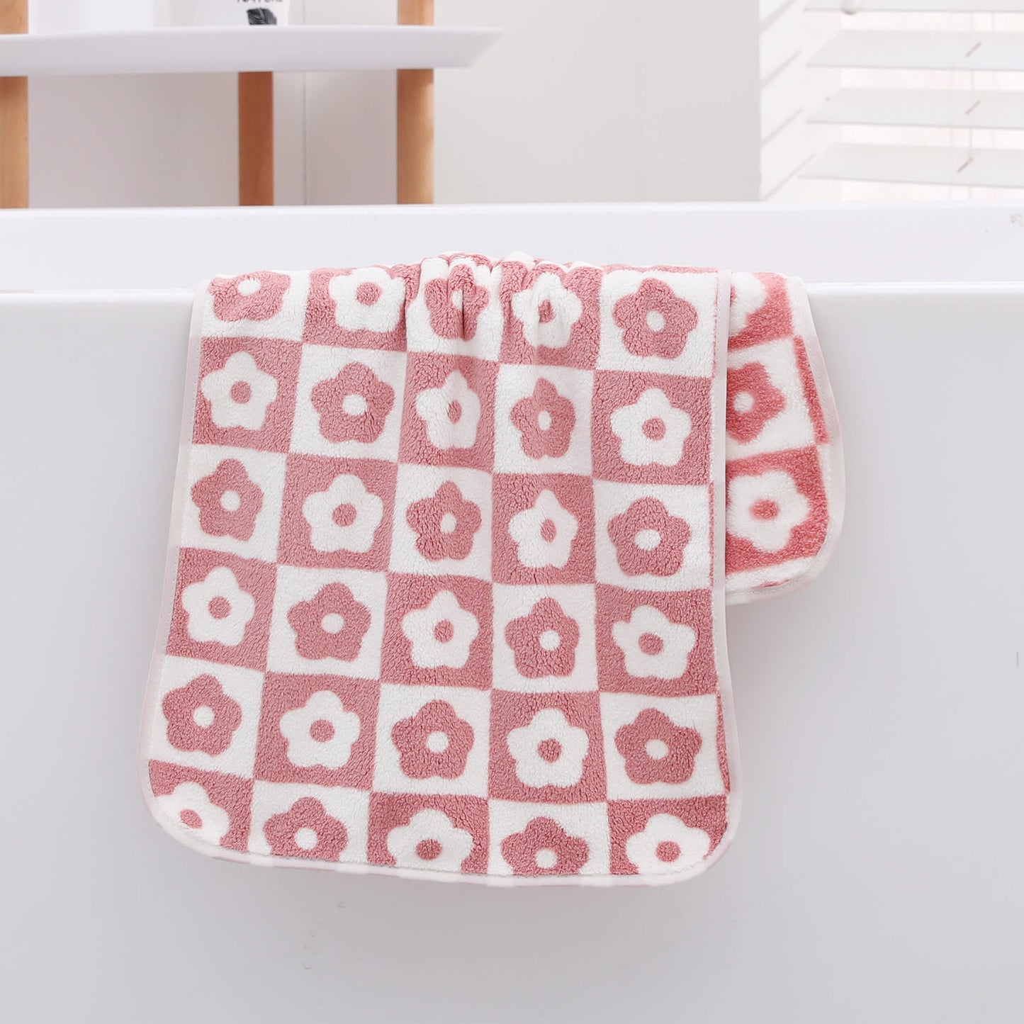 3pcs Plum Blossom Coral Fleece Towels