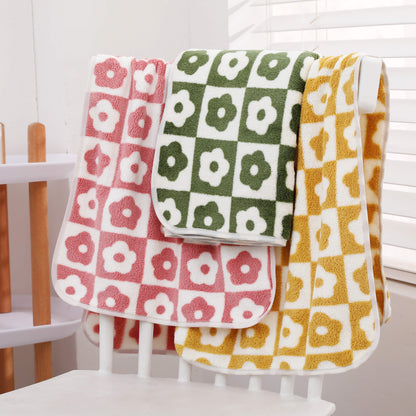 3pcs Plum Blossom Coral Fleece Towels